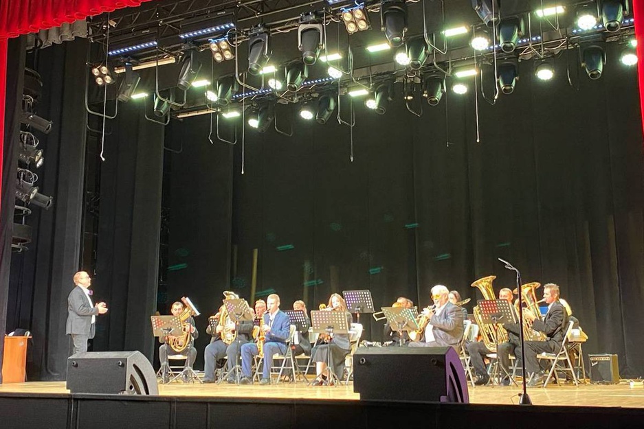 Эстрадно-джазовый оркестр  ЦКР "Оскол" отмечен дипломом областного конкурса "Играй, музыкант!"