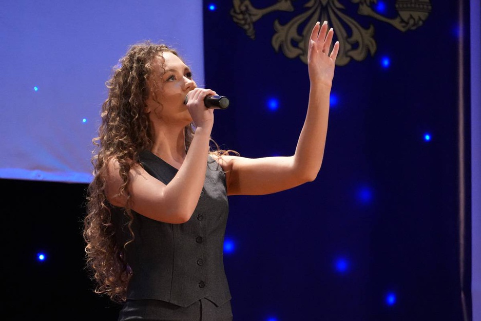 08.12.2025 - ЦКР "Оскол" - Мероприятие, посвящённое Дню Героев Отечества