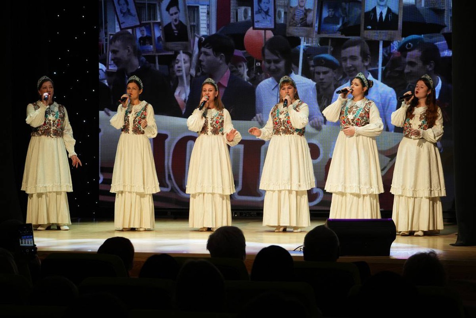 В ДК "Аист" состоялось мероприятие, посвящённое 35-летию со Дня образования налоговой службы России